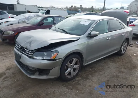 2012 Volkswagen Passat 2.5L Se из США, поврежденный, VIN 1VWBP7A33CC095997